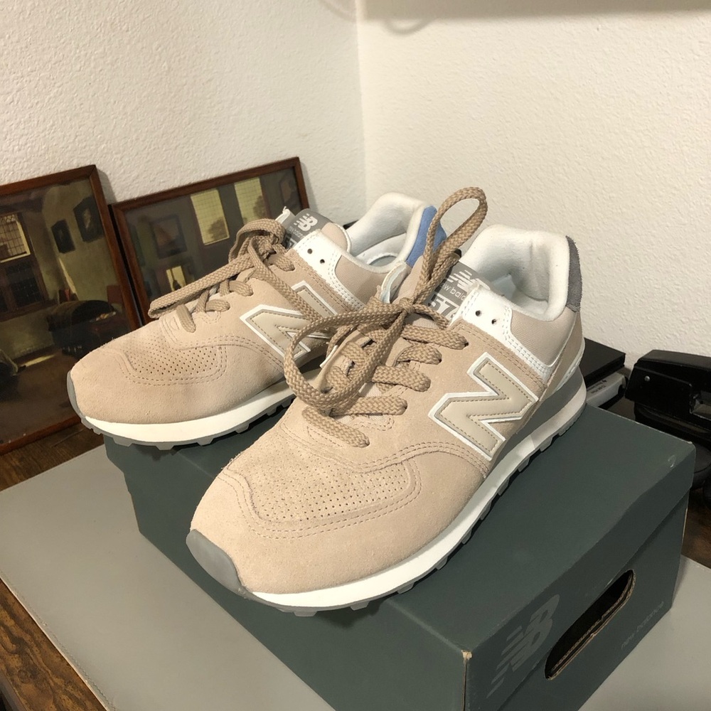 New Balance 574 Mens US Size 9